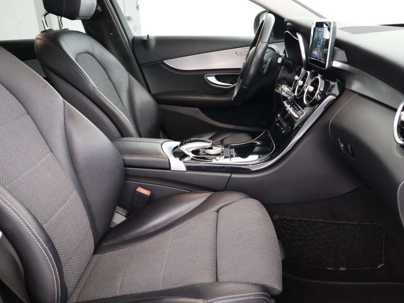 Mercedes-Benz C, 2015