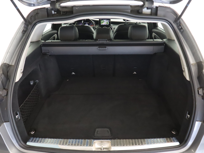 Mercedes-Benz C, 2015