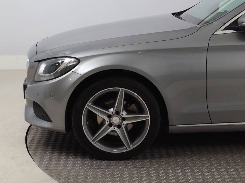 Mercedes-Benz C, 2015