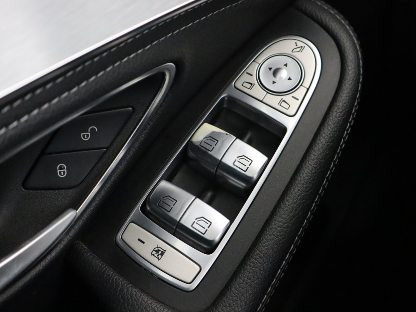 Mercedes-Benz C, 2015