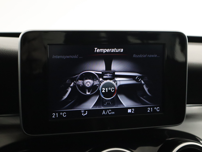 Mercedes-Benz C, 2015
