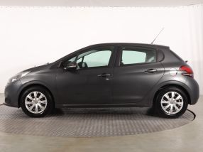 Peugeot 208 - 2016