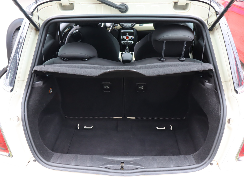 MINI 3-door