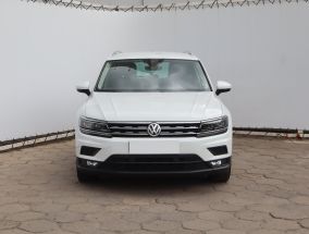 Volkswagen Tiguan - 2018