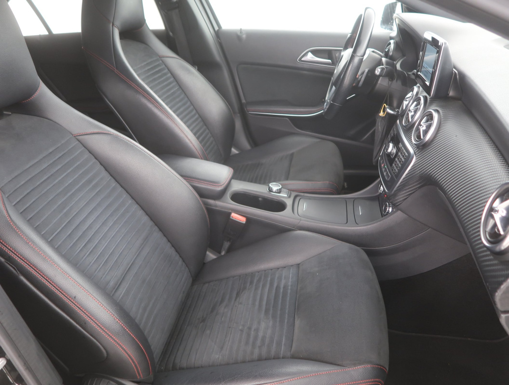 Mercedes-Benz A