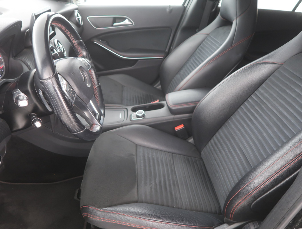 Mercedes-Benz A