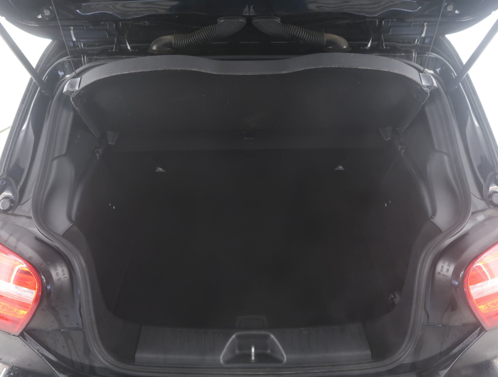 Mercedes-Benz A