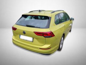 Volkswagen Golf - 2021