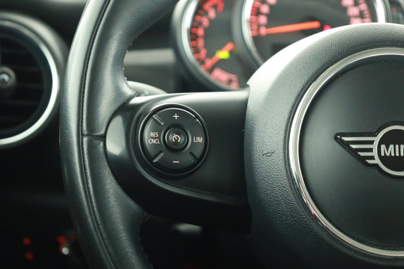 MINI 5-door, 2018