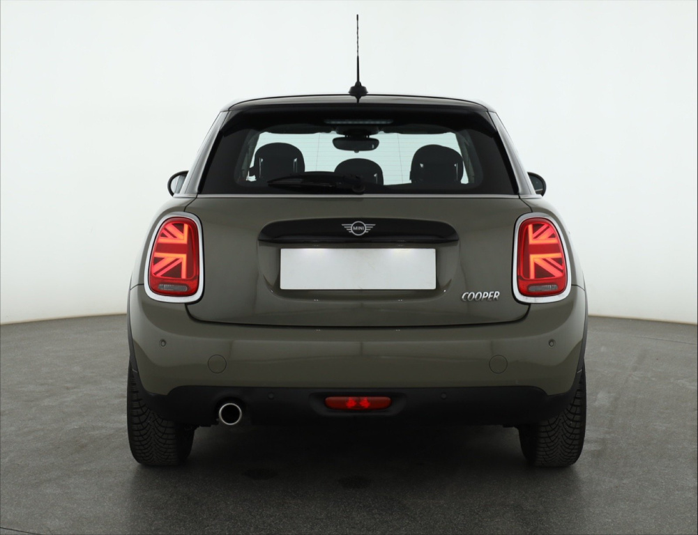MINI 5-door