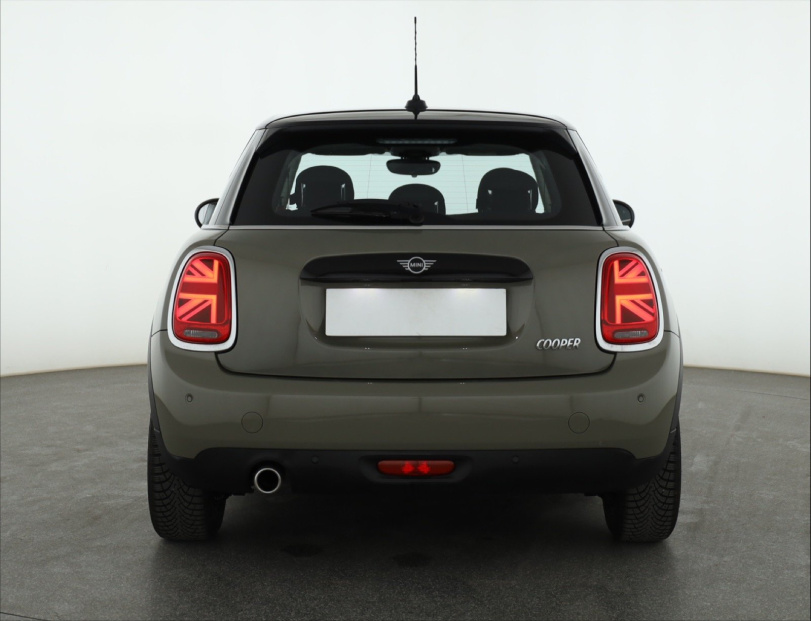 MINI 5-door, 2018