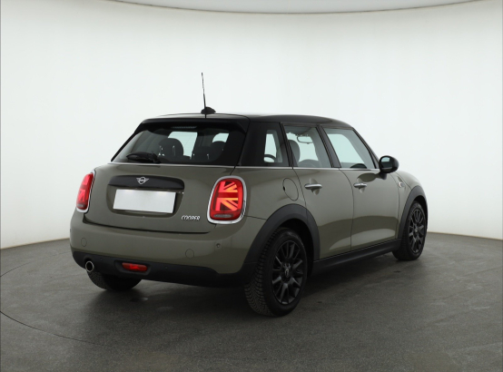 MINI 5-door