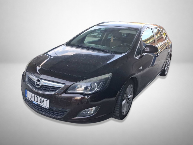 Opel Astra 2012