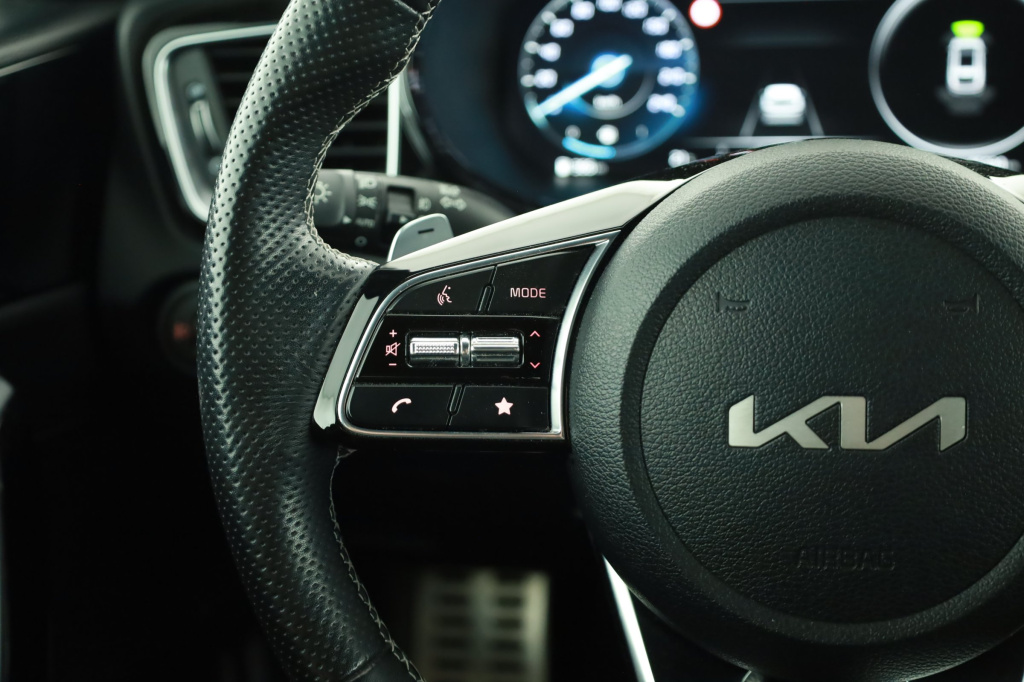 Kia ProCeed