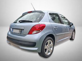 Peugeot 207 - 2011
