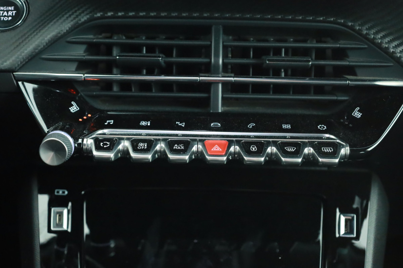 Peugeot 2008, 2020
