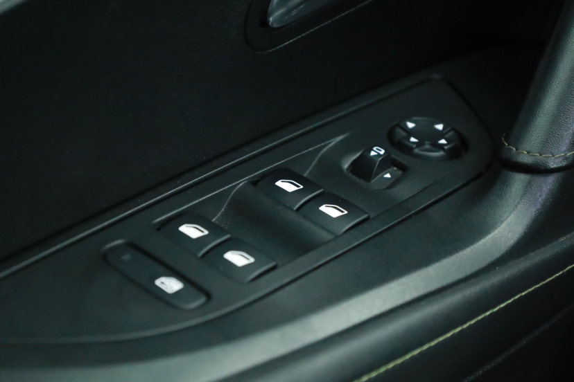 Peugeot 2008, 2020