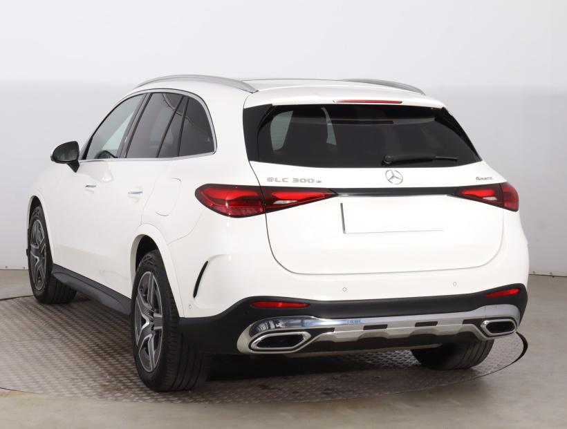 Mercedes-Benz GLC, 2023