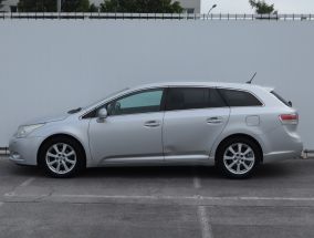 Toyota Avensis - 2011