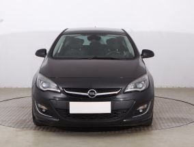 Opel Astra - 2013