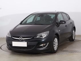 Opel Astra - 2013
