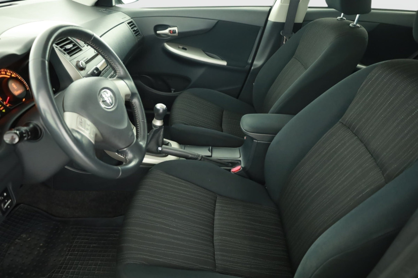 Toyota Corolla, 2007