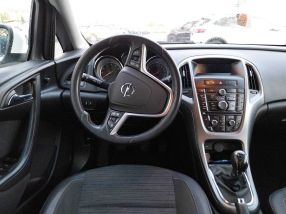 Opel Astra - 2018