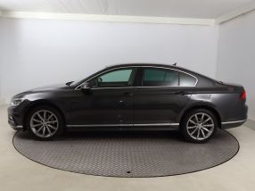 Volkswagen Passat - 2018