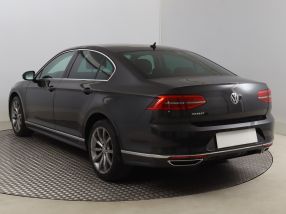 Volkswagen Passat - 2018