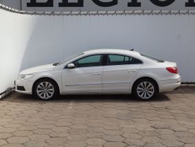 Volkswagen Passat CC - 2011