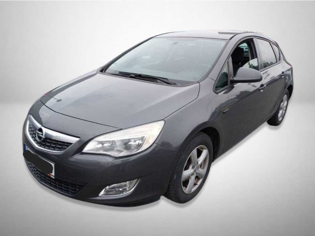 Opel Astra 2011