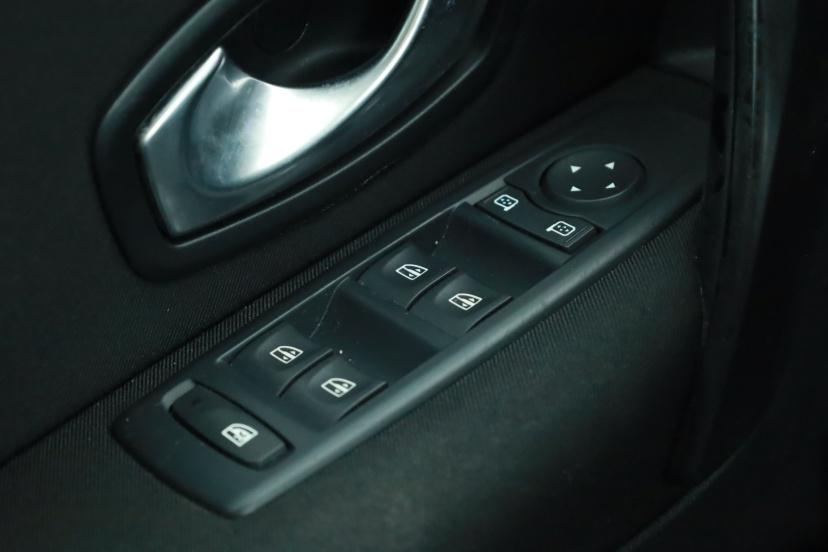 Renault Laguna, 2008