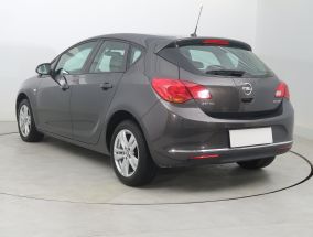 Opel Astra - 2014