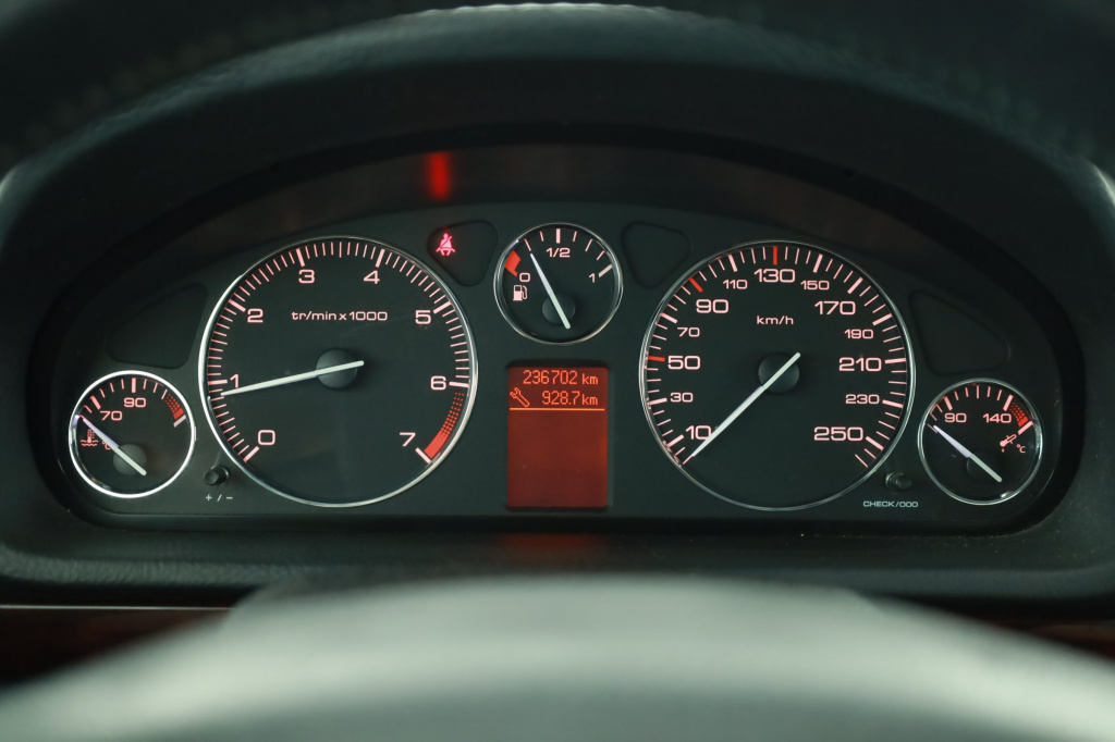 Peugeot 407