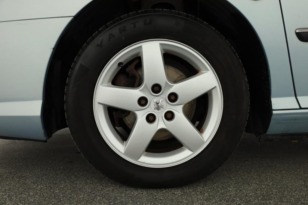 Peugeot 407