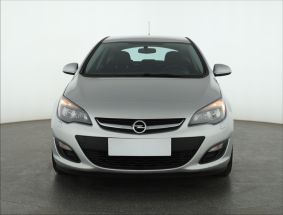 Opel Astra - 2013