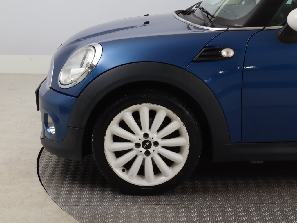 MINI 3-door