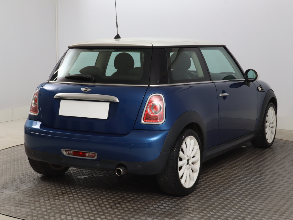MINI 3-door