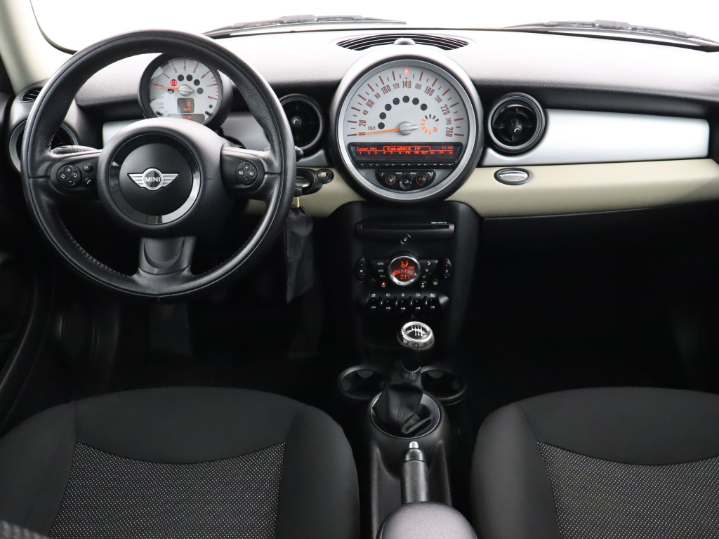 MINI 3-door