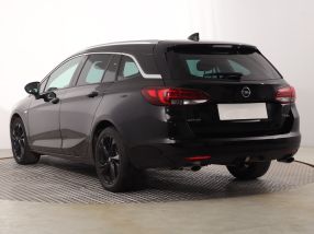 Opel Astra - 2017