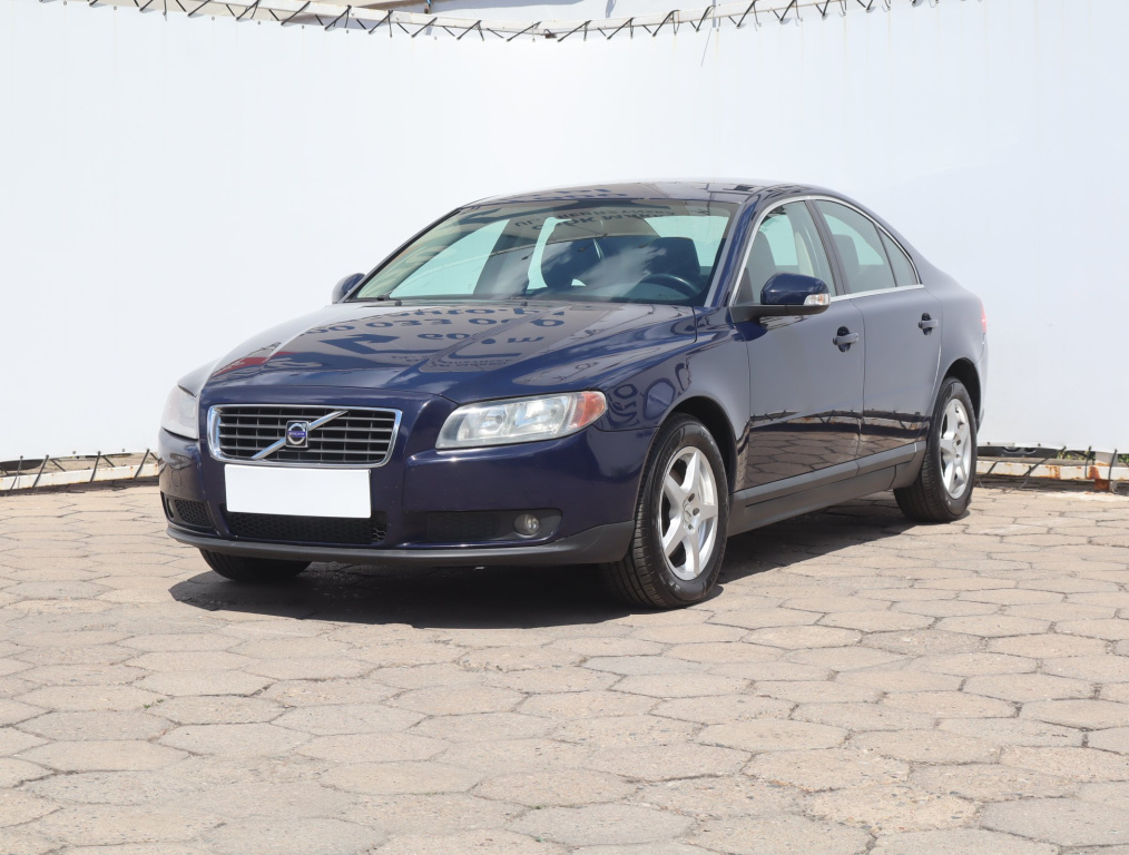 Volvo S80