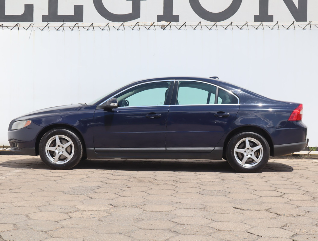 Volvo S80