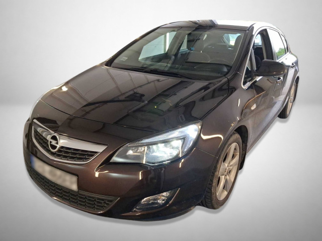 Opel Astra 2011