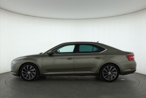 Škoda Superb - 2015