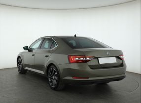 Škoda Superb - 2015