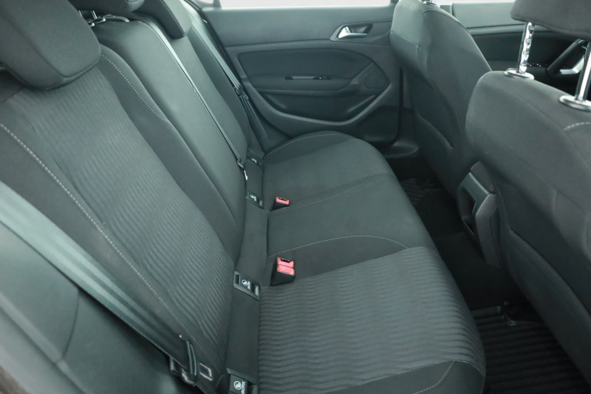 Peugeot 308, 2013