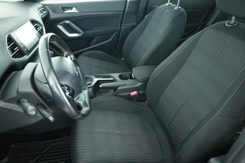 Peugeot 308, 2013