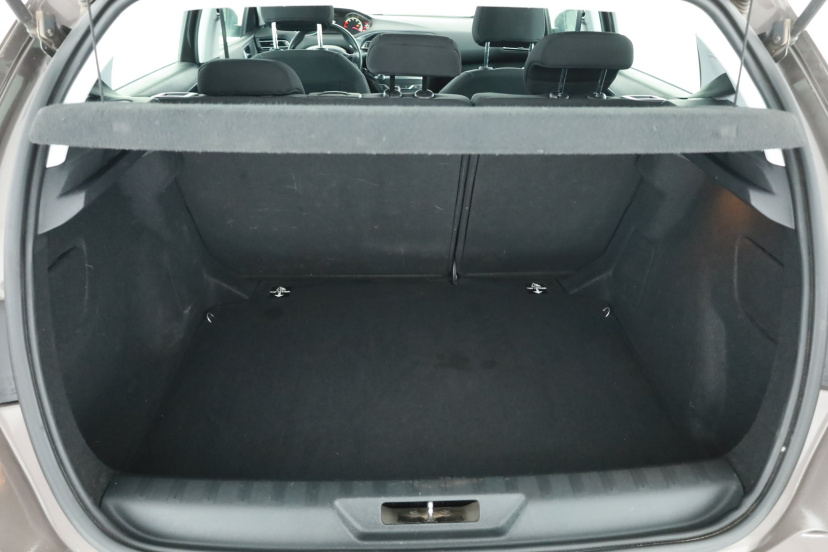 Peugeot 308, 2013