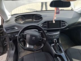 Peugeot 308 - 2013