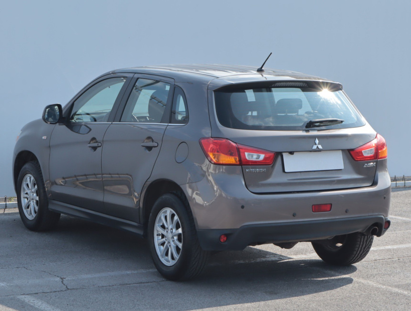 Mitsubishi ASX, 2015
